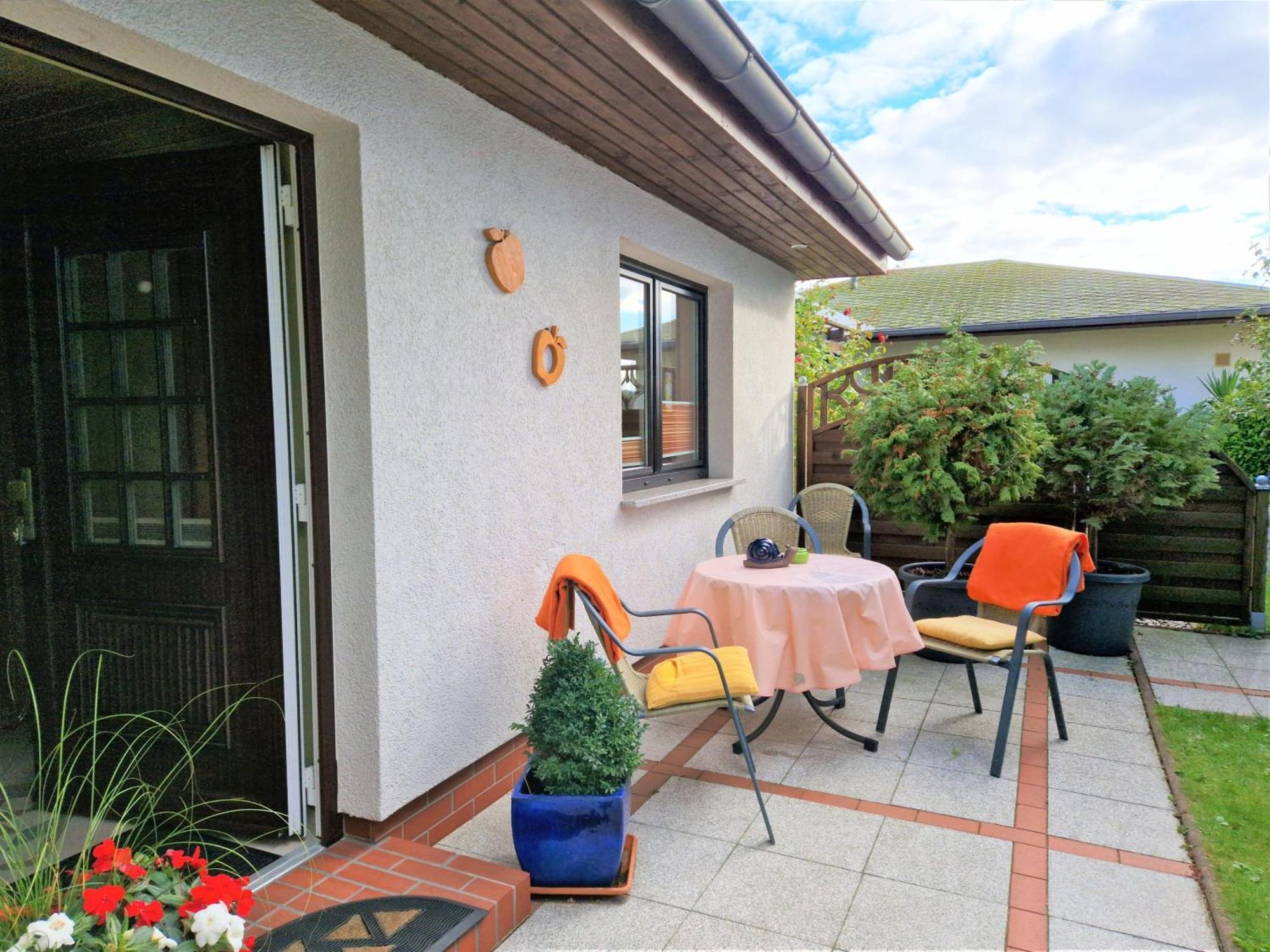 Ahlbeck, Ferienobjekt Apfel-Blume-Veilchen Apartman Heringsdorf  Szoba fotó